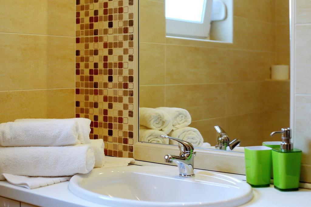 Luxury Apartments Sikiric With Fantastic View On The Sea บาร์บินเย ภายนอก รูปภาพ