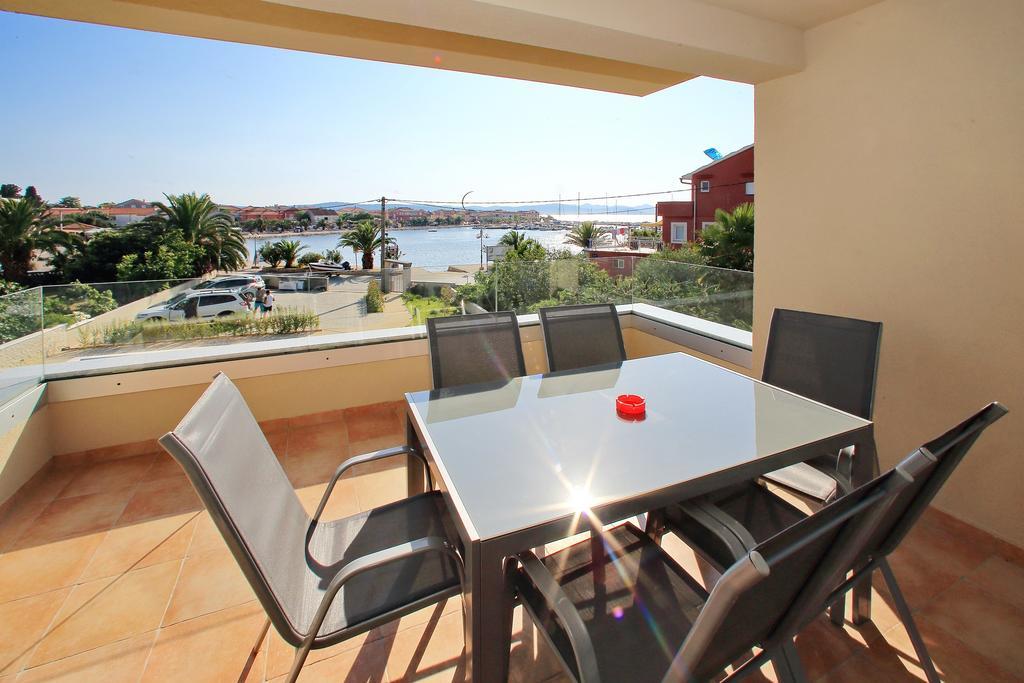 Luxury Apartments Sikiric With Fantastic View On The Sea บาร์บินเย ภายนอก รูปภาพ