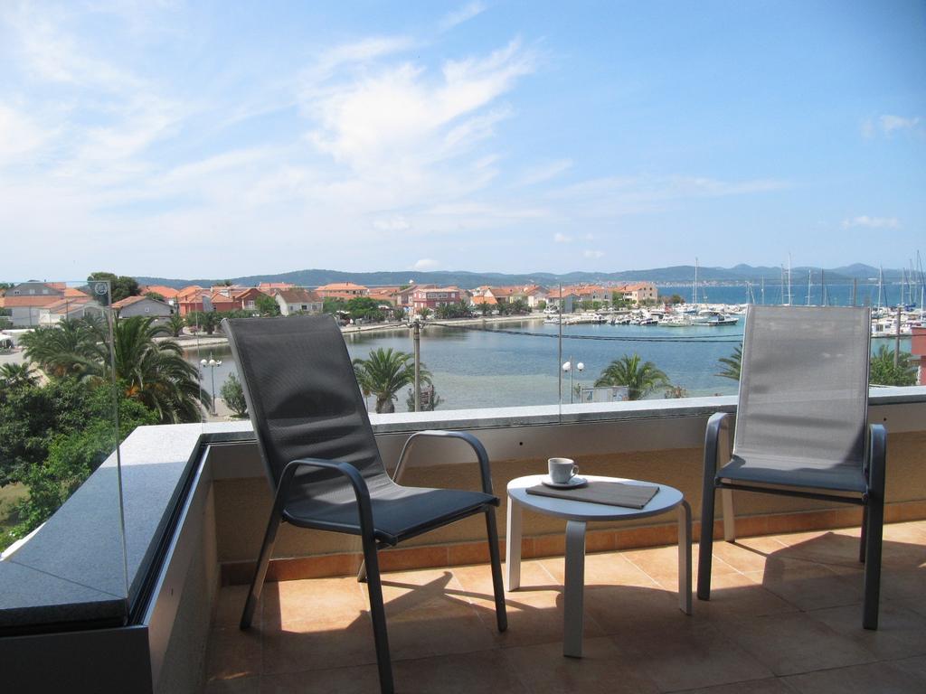 Luxury Apartments Sikiric With Fantastic View On The Sea บาร์บินเย ภายนอก รูปภาพ