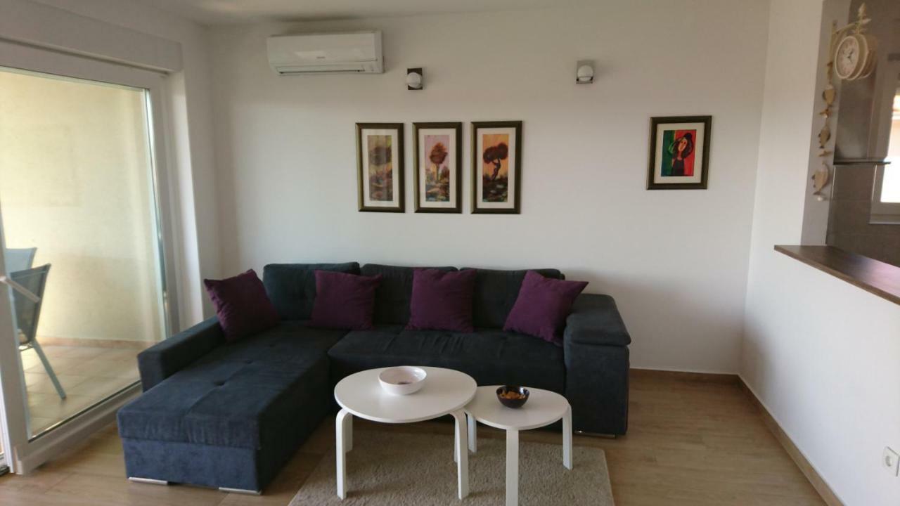 Luxury Apartments Sikiric With Fantastic View On The Sea บาร์บินเย ภายนอก รูปภาพ