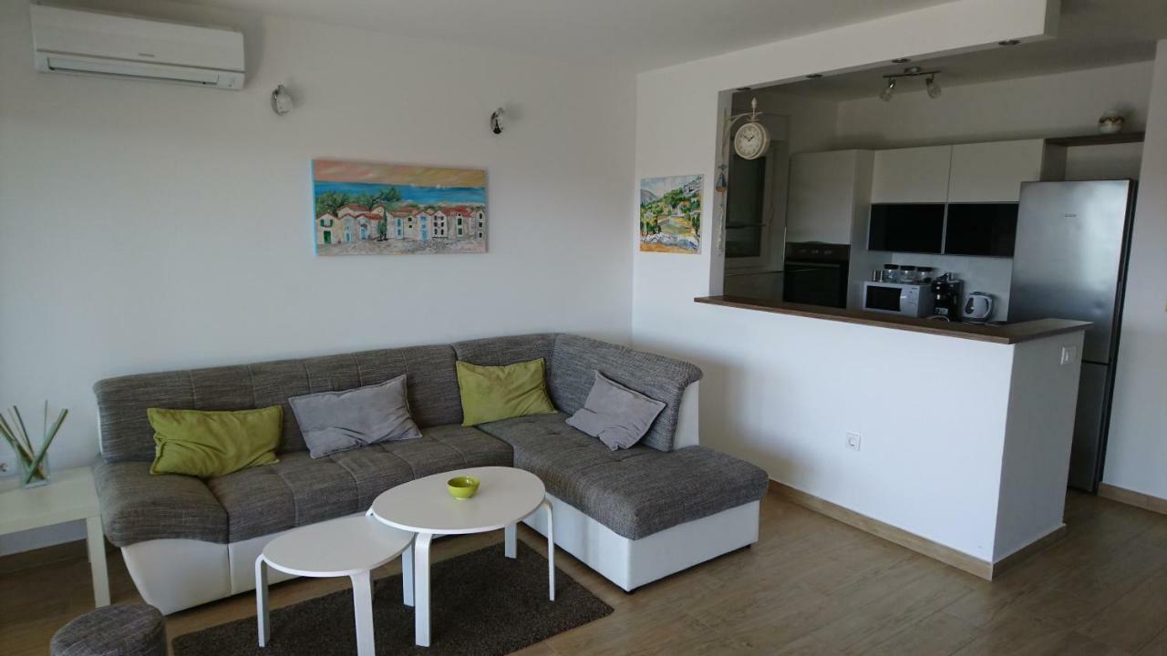 Luxury Apartments Sikiric With Fantastic View On The Sea บาร์บินเย ภายนอก รูปภาพ