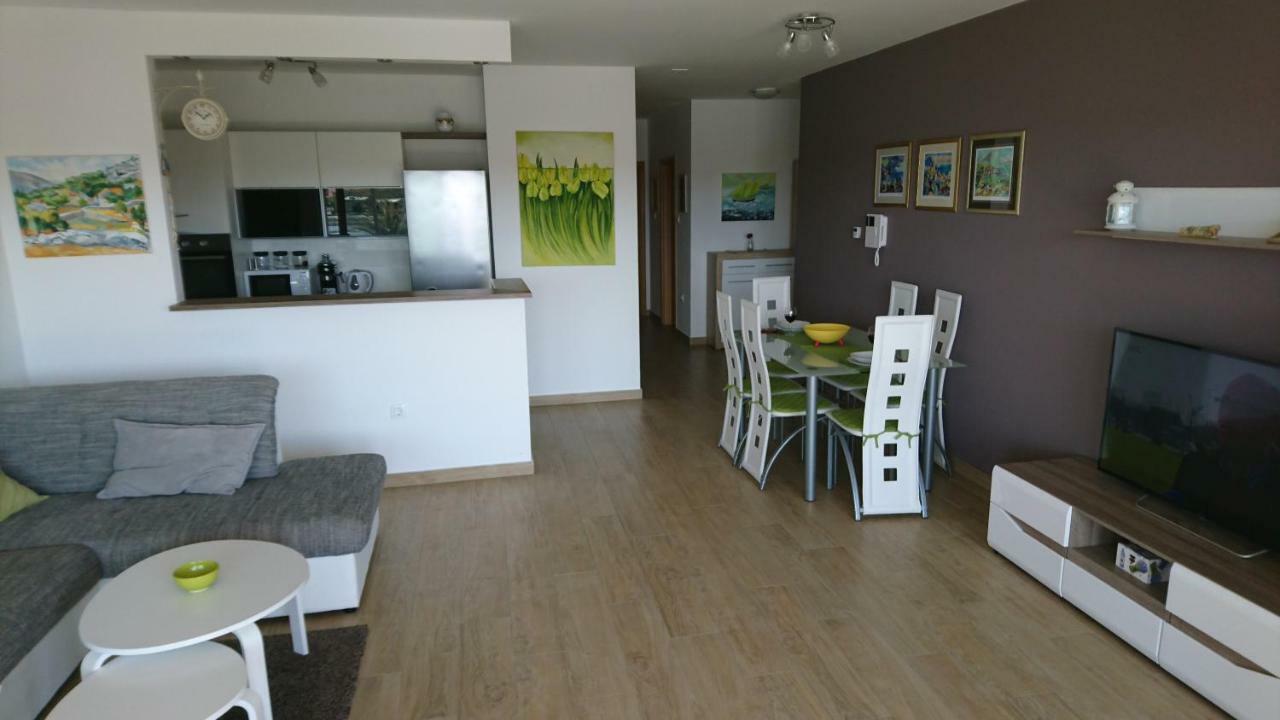 Luxury Apartments Sikiric With Fantastic View On The Sea บาร์บินเย ภายนอก รูปภาพ